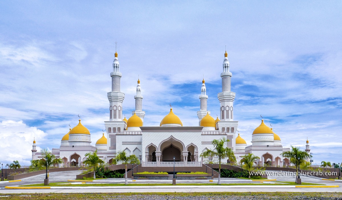 Sultan Haji Hassanal Bolkiah Mosque. Image: Wandering Blue Crab