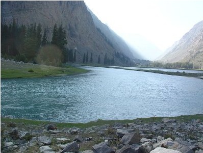 beautiful swat river