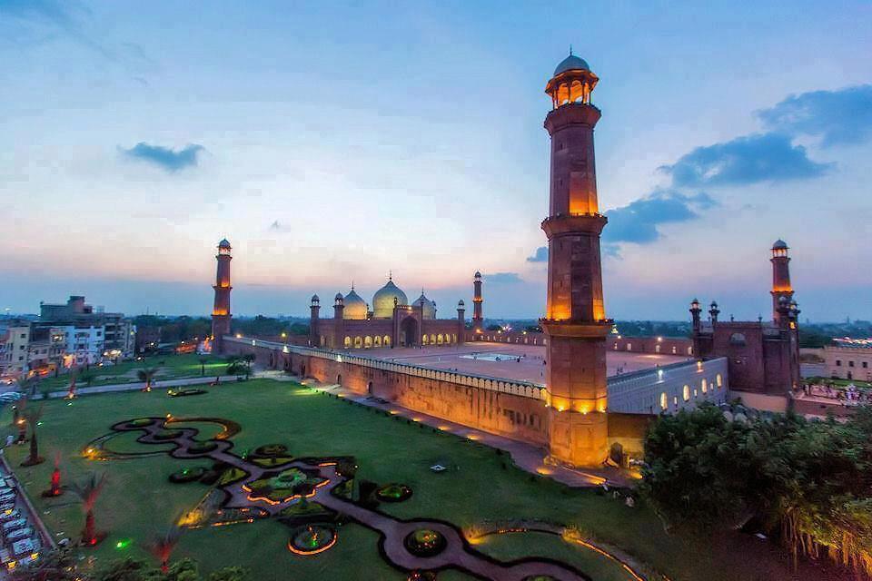 beautiful Badshahi Mosque Lahore Pakistan