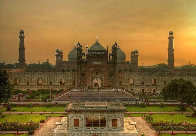 Badshahi mosque