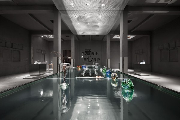 glassy shanghai museum