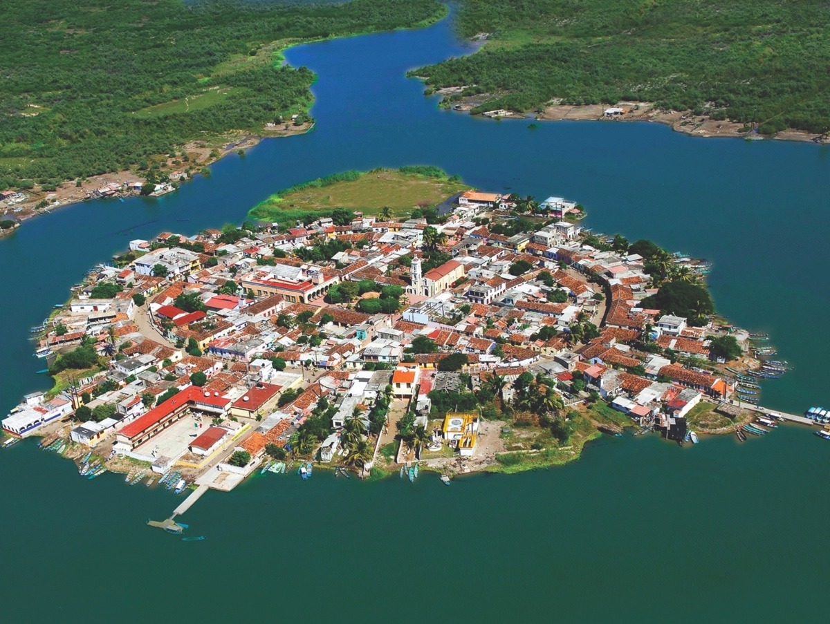 Mexcaltitan man-made islands
