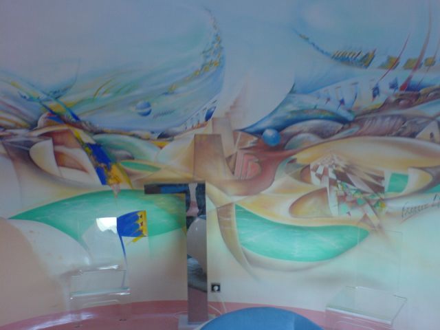 Bubble house art wall