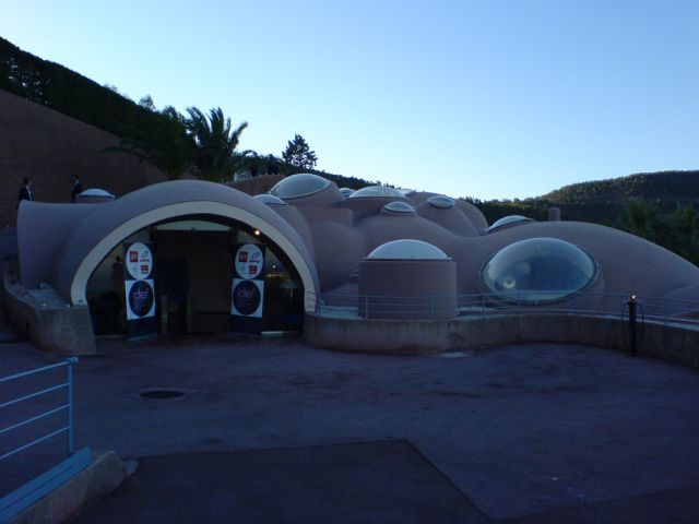 Bubble house entrance