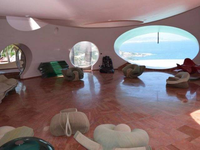 bubble house panoramic lounge
