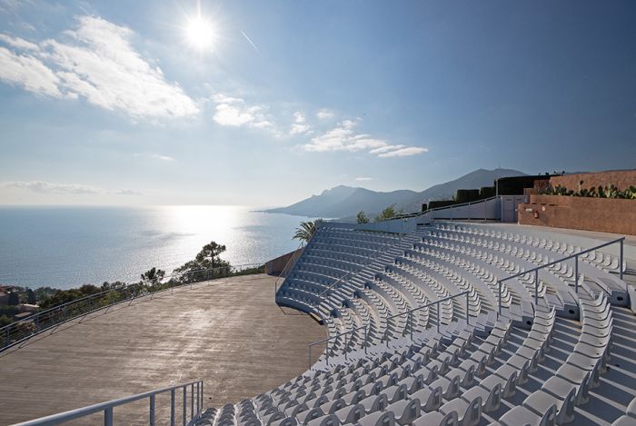 palais bulles amphitheater