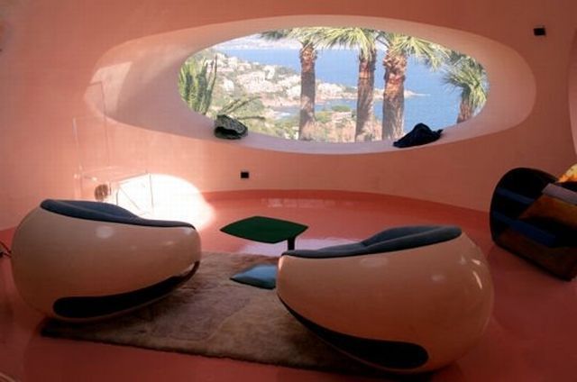 palais bulles window