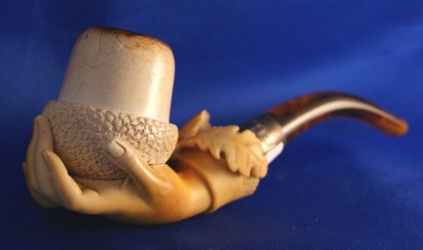Oak meerschaum pipe