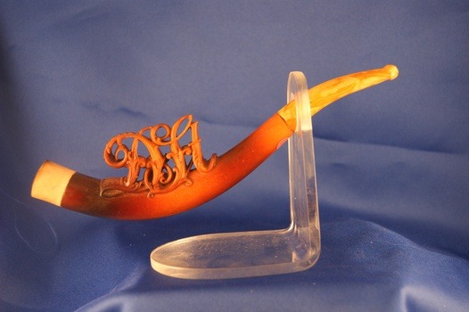 carved meerschaum pipes art
