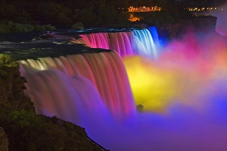 frozen Niagara Falls light show