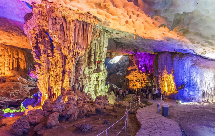 Thien Cung Cave Halong Bay Vietnam