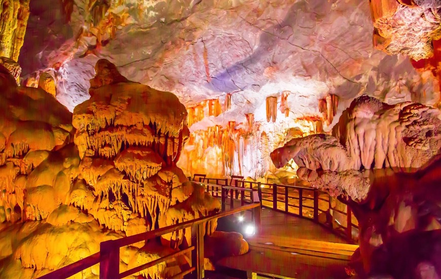 Thien Cung - Paradise Cave