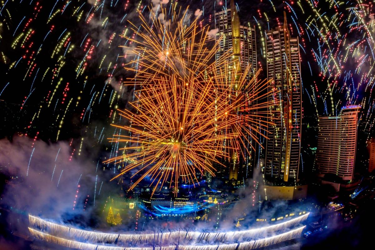 Bangkok Thailand New year eve fireworks 2021