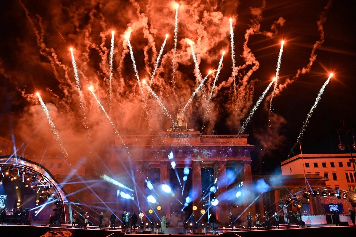 Berlin Germany New year eve fireworks 2021