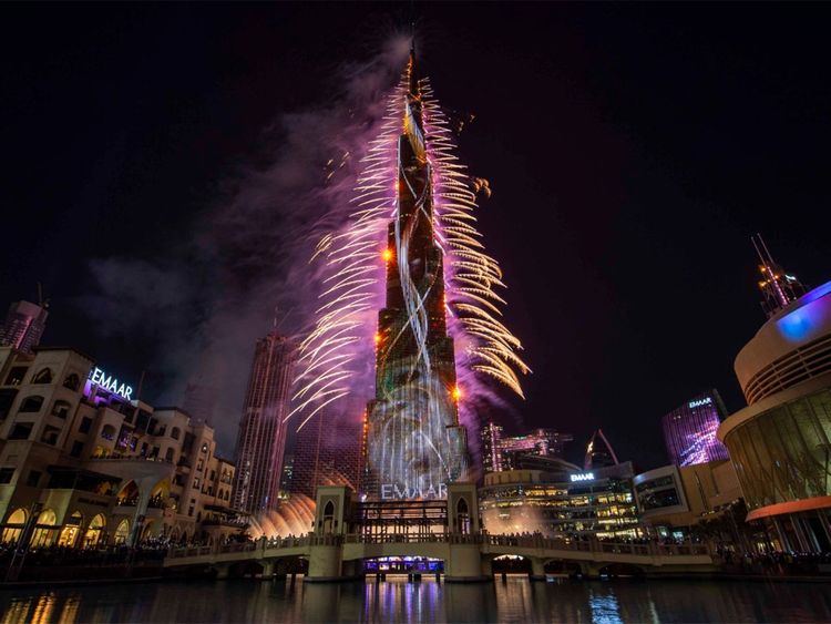 Dubai burj khalifa New year eve fireworks