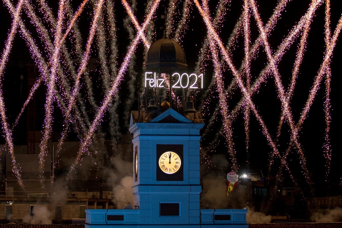 Madrid Spain New year eve fireworks 2021