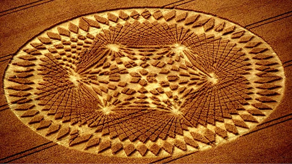 mysterious crop circle